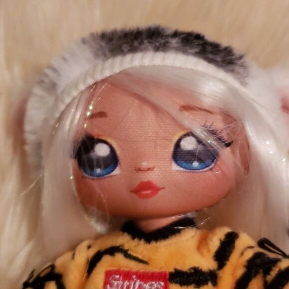 Mga NA NA SURPRISE TIGER doll - Picture 4 of 7